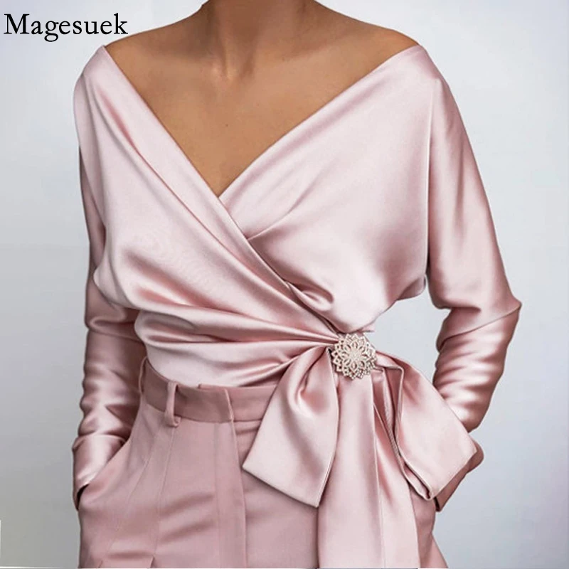 

2022 Spring Long Sleeve Chiffon Blouse New Elegant Cross Bow Tie Party Ladies Shirts Sexy V Neck Women Lace-up Tops Blusas 19178