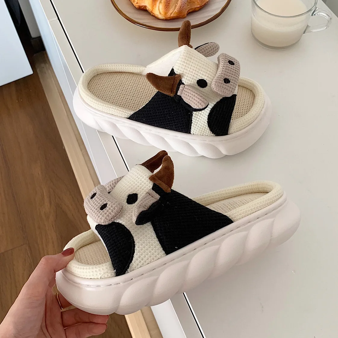 Cute Cow Slipers for Women Flat Home Indoor Linen Shoes Non-Slip Thick Bottom Outdoor Cloud Slippers Slides Sandals Women