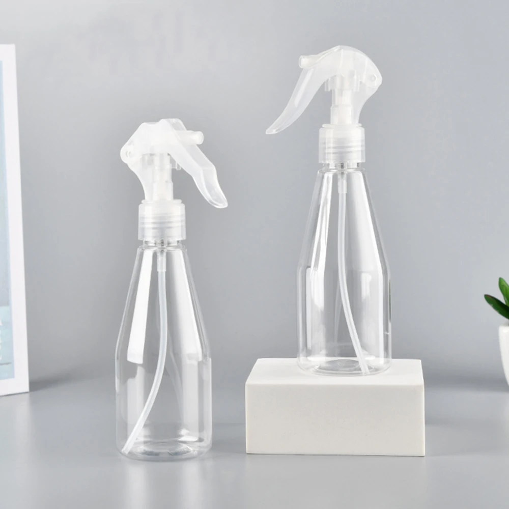 

Plastic Empty Spray Bottle Fine Mist Clear Refillable Container for Gardening Cleaning Plastic Spray Bottle S55