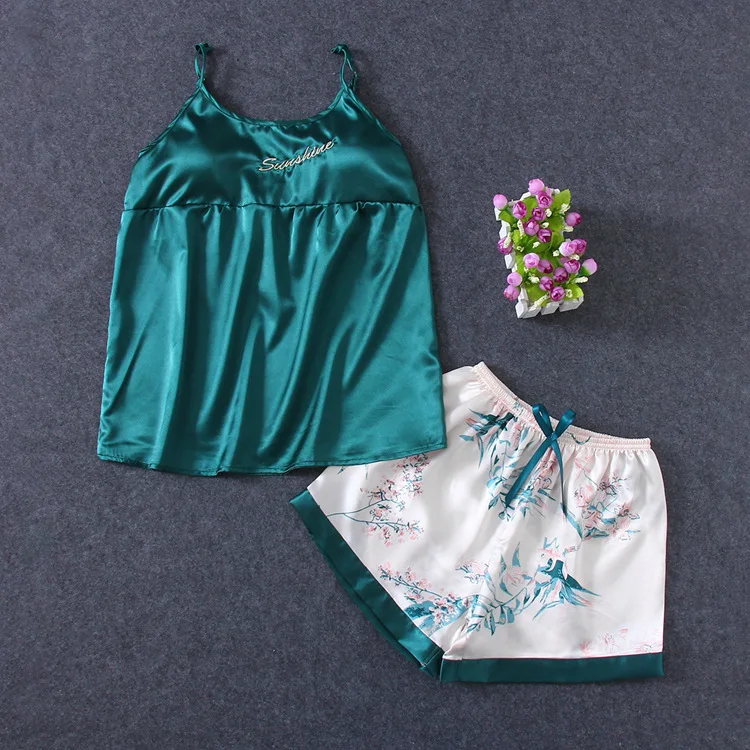 Ice And Snow Silk99%Pajama Womens Ice Silk Set Of Seven Thin Sexy Silk Suspenders In Summer Can Be Home Clothes Strawberries.