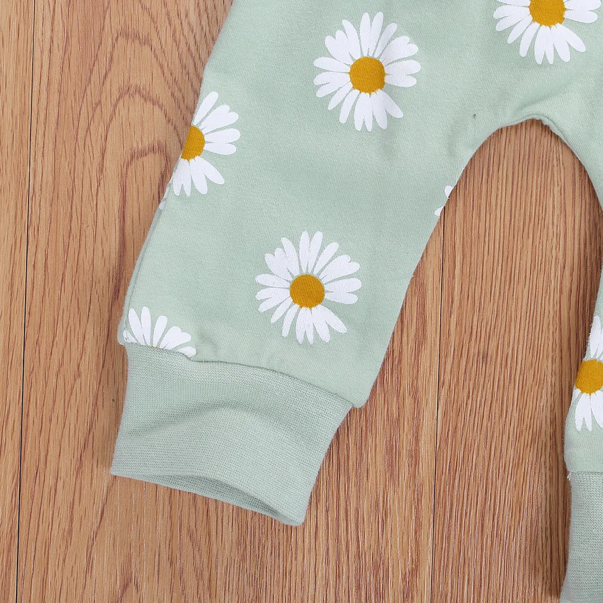 0-18M Newborn Infant Tracksuits Baby Girl Clothes 2pcs Daisy Print Long Sleeve Sweatshirts Tops Pants Headband Autumn Outfits images - 6