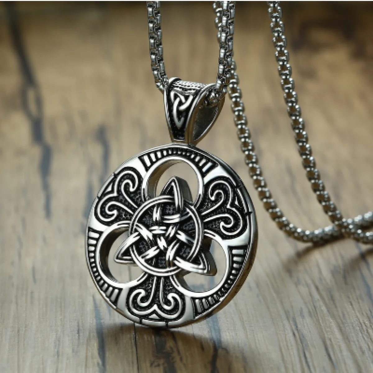 

Vintage Viking Odin Celtics Knot Concentric Knot Pendant Men's Punk Gothic Pirate Jewelry Odin Necklace Gift Wholesale