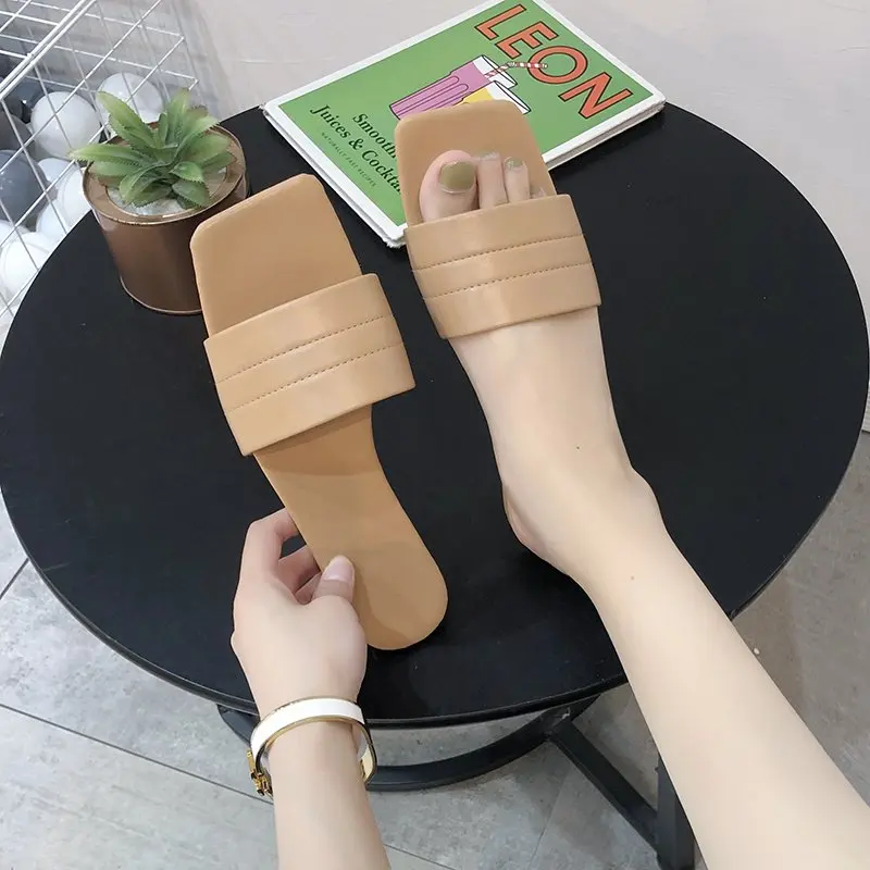 

Женские шлепанцы с квадратным носком, летние сандалии на плоской подошве, пляжные шлепанцы, модель домашние тапочки, шлепанцы большого разм...