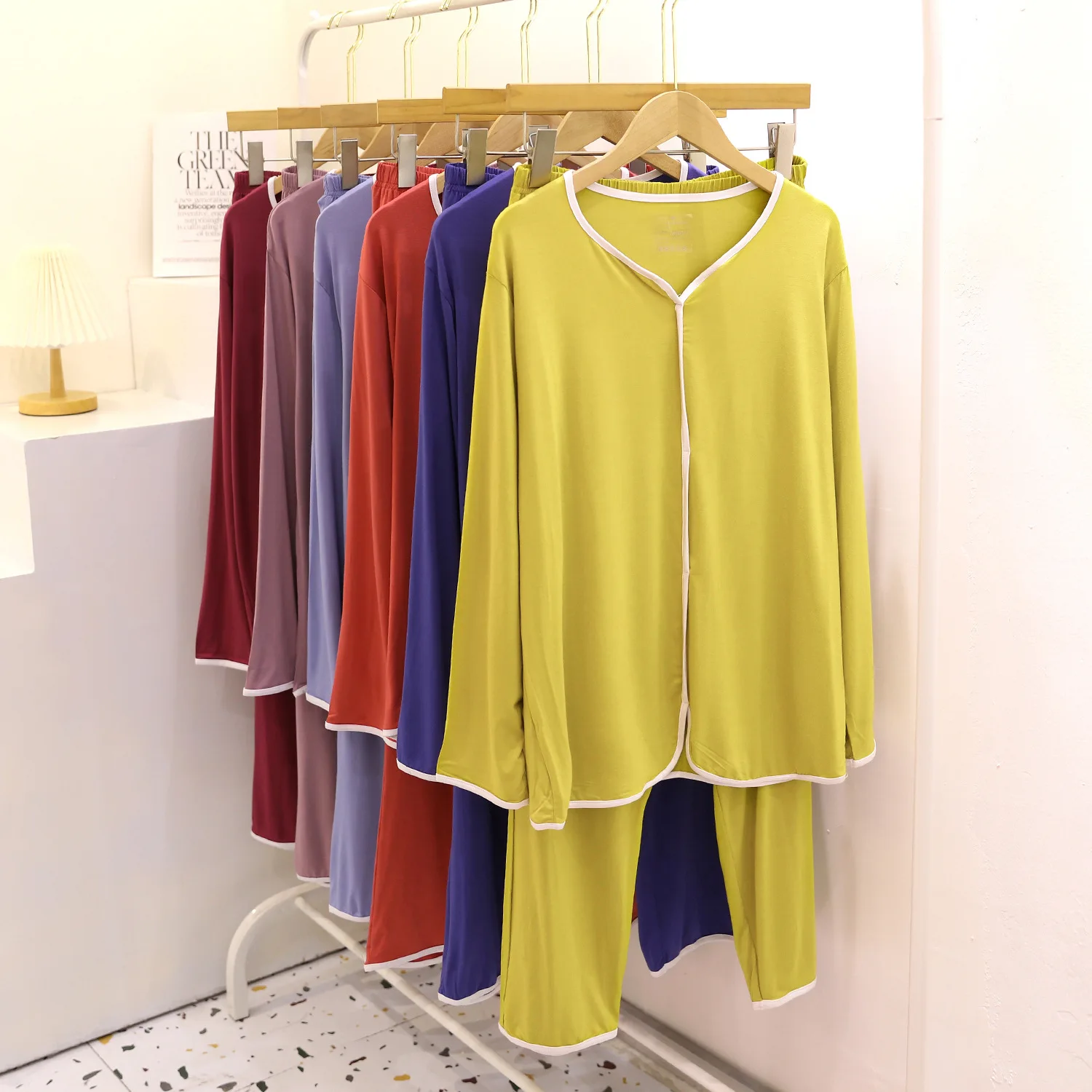 2022 New women's modal leisurewear female thin long sleeve pajamas loose slacks two-piece outfit  pijamas de mujer manga larga