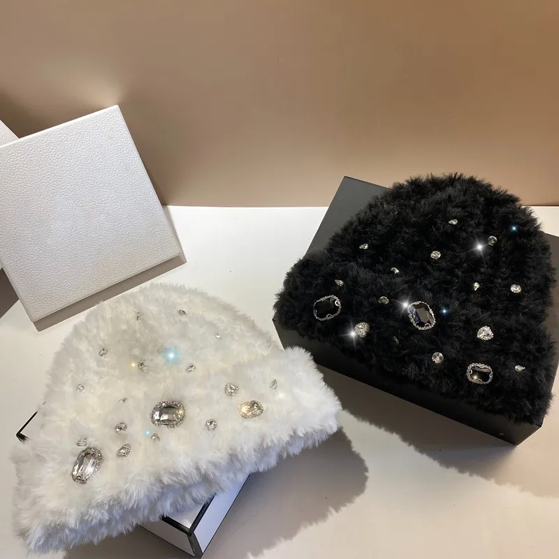 

Зимняя теплая искусственная плюшевая вязаная шапка, модная и милая теплая шапка Baotou, Женская Повседневная Шапка-бини MX0172