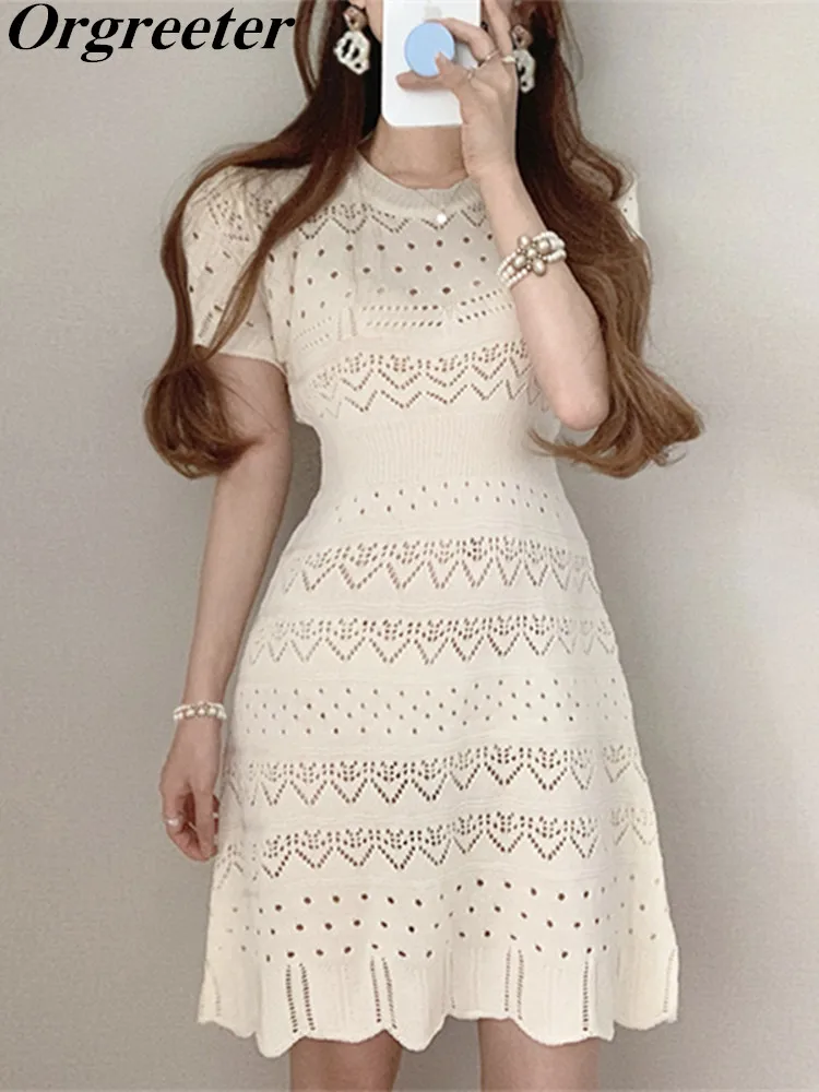 

Chic Hollow Out Short Knitted Dress Suits Female Elegant Lady Solid O-neck Jacquard Short Sleeve Mini Sweater Dress Women