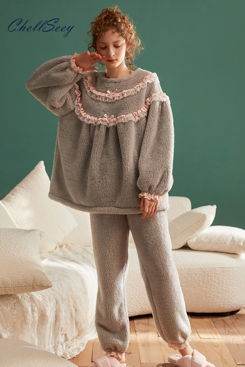 

Chellseey Autumn And Winter Sweet Pajamas Women Thickening Plus Velvet Coral Fleece Casual Cute Round Neck Loose Home Clothes