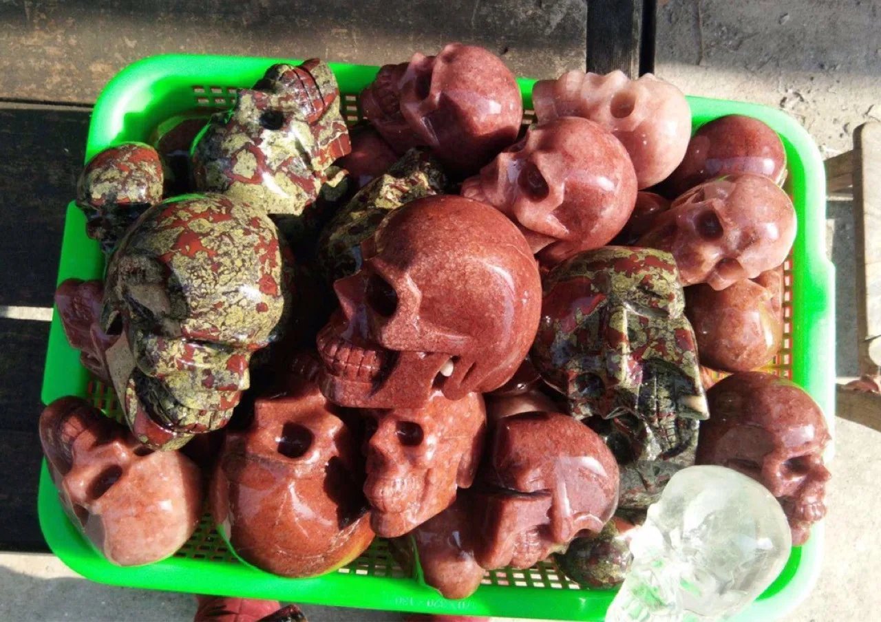 Natural Crystal Skull Gem Ghost Head Seiko Carved 30MM Punched Gemstone Specimens Minerals Quartz Skeleton DIY Stone Ornaments | Украшения