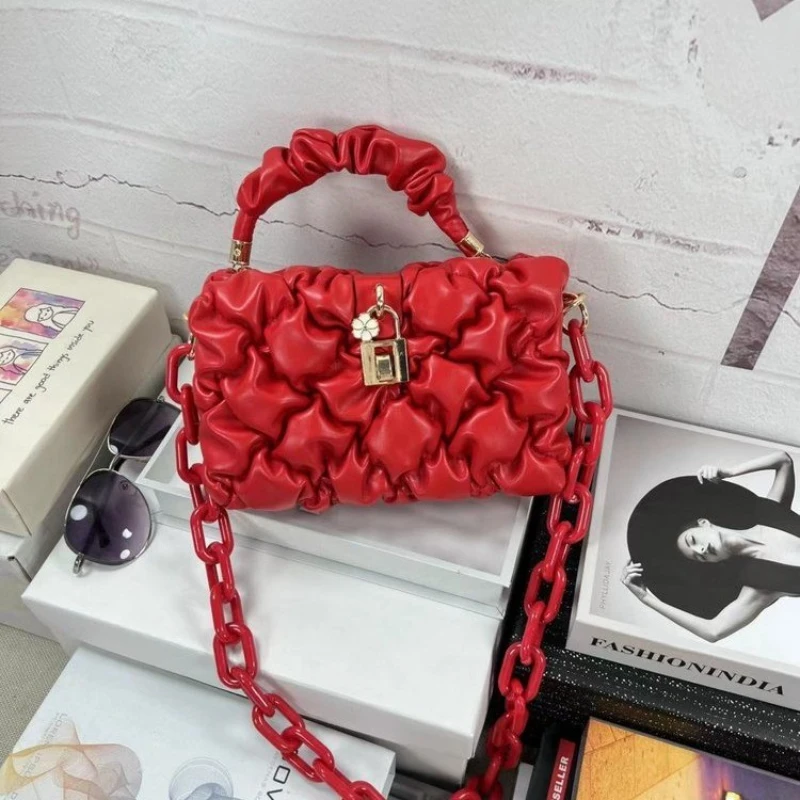 Ladies High Quality Leather Shoulder Bags For Women Long Chain Shoulder Bags Handbags For Women 2023 Designer Luxury Crossbody