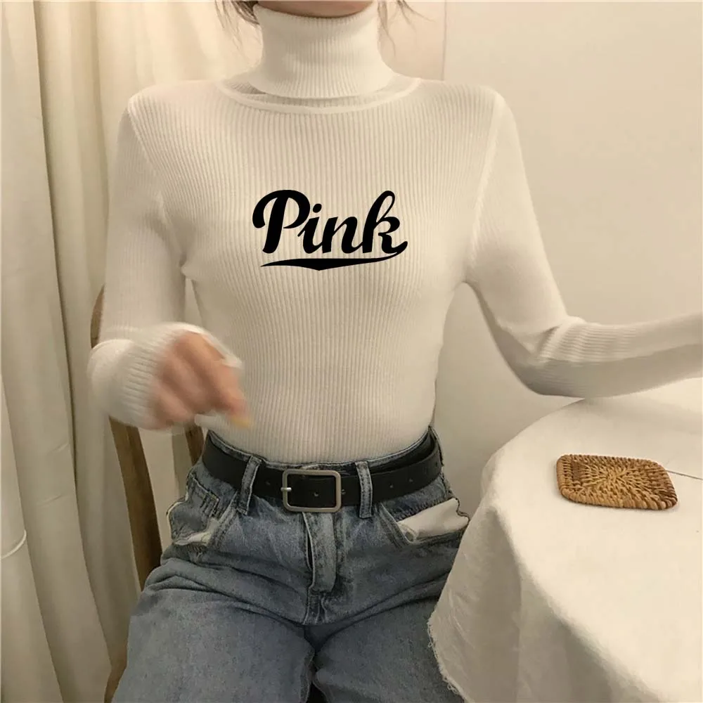 Женский вязаный пуловер с высоким воротом