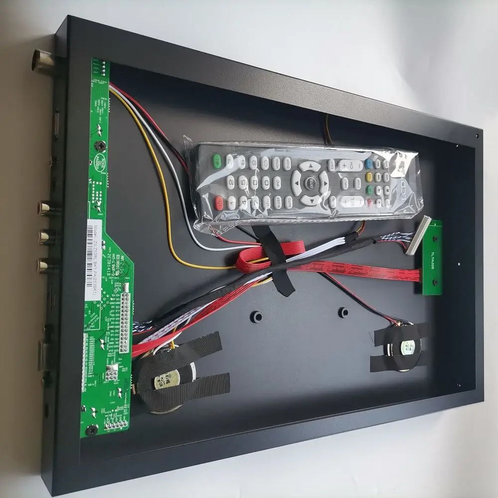 

Kit for LTN140AT26 1366*768 40pin 14" VGA HDMI-compatible LED TV Controller board+Aluminum alloy metal case panel back cover box
