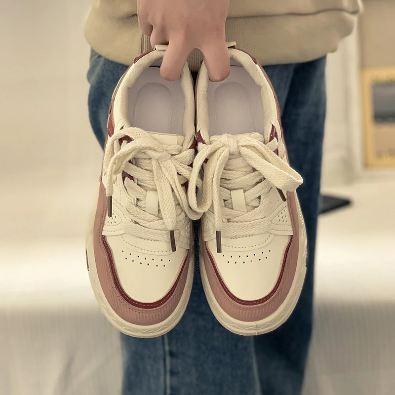 

Sports Shoes Women Lace-up Sneakers Skateboards Comfort Walking Flat Platform Shoes Casual Woman Vulcanized Shoes Zapatos Mujer