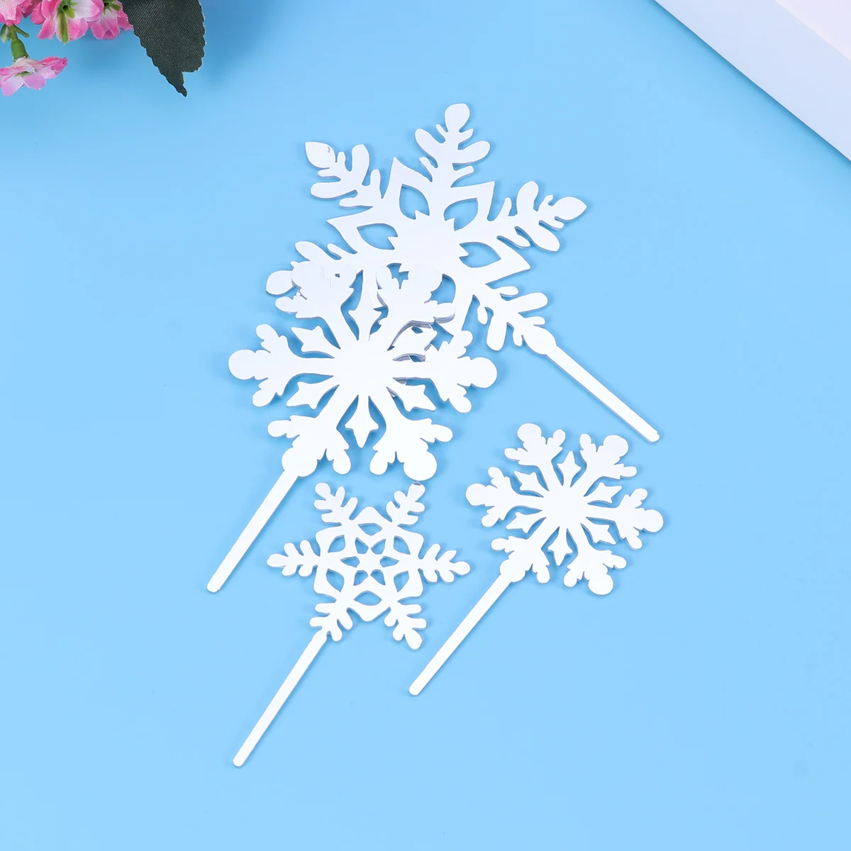 

8pcs Christmas Wedding Cupcake Toppers Edible Snowflake Decorations Xmas Cupcake Picks Christmas Cake Decor Cake Picks