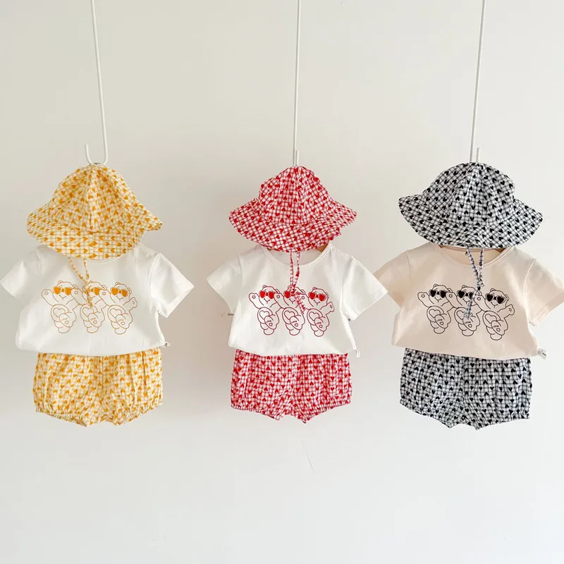 

2022 Summer Infant Baby Clothing Sets Toddler Boy Girl Cartoon Tshirt + Heart Shorts + Hats 3pcs Set Kids Suit Newborn Clothes