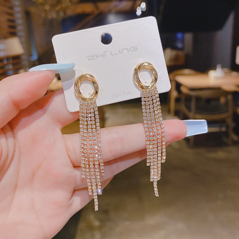 

S925 Silver Needle Baroque 2022 New Style Ear Studs with Tassel Personality Inlaid Zircon Earrings Statement Earrings