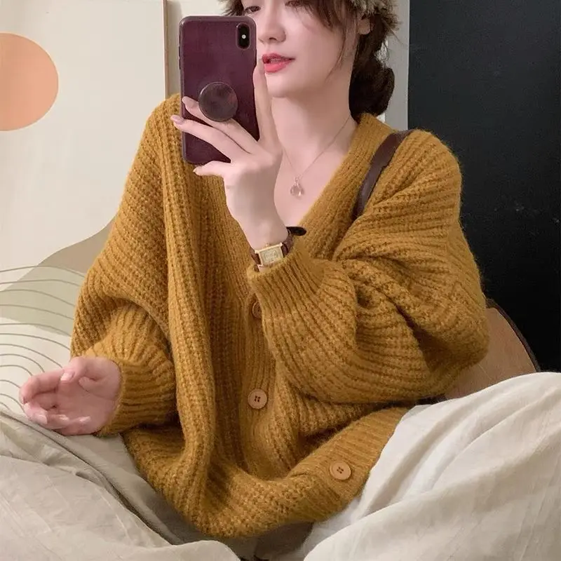 

Oversized Knitted Sweaters Women Casual V-neck Cardigans Knitwear Loose Vintage Korean Simple Harajuku Coarse Yarn Jackets O177