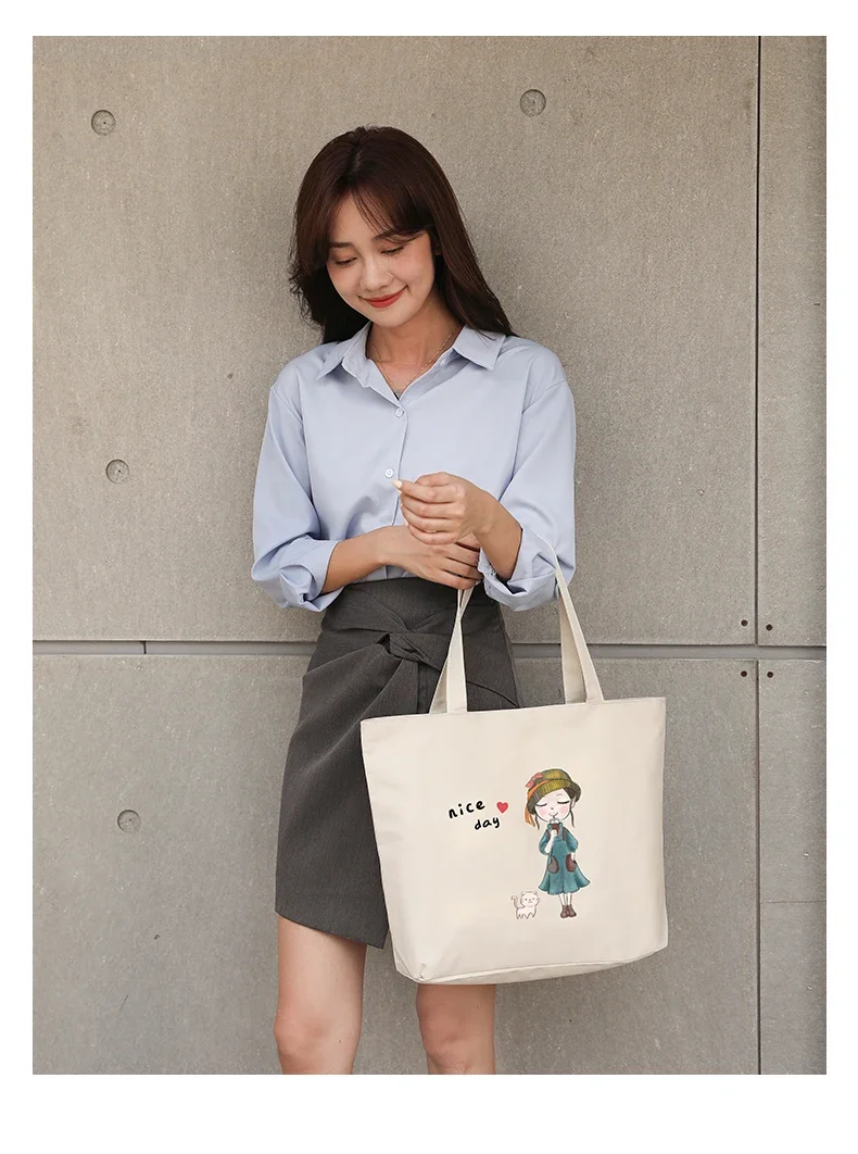 

Canvas bag women's 2023 new handbag autumn and winter fashionable outing large capacity student commuting crossbody handbag