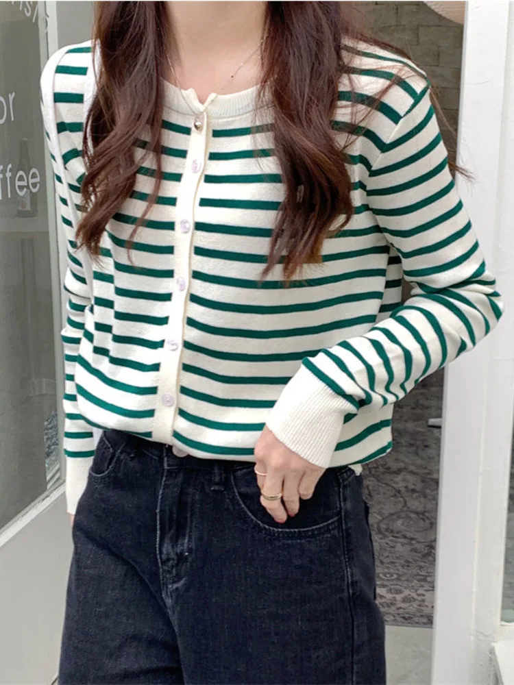 

2022 autumn Korean classic striped sweater women loose long sleeve retro cardigan female knitted jacket single breasted tops