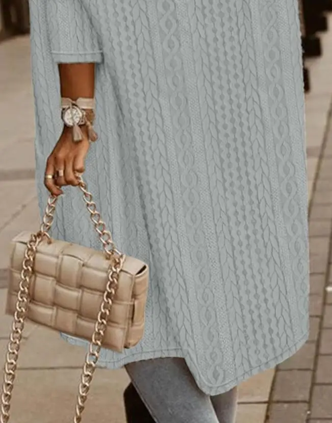 Рисунок 5 - Женский длинный кардиган с капюшоном