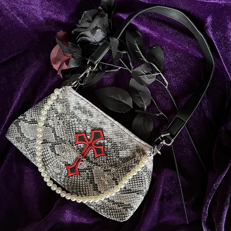 

Сумка на плечо Xiuya Y2K Женская в готическом стиле, маленькая сумочка в стиле Харадзюку со змеиным узором для сотового телефона, темный крест в ...