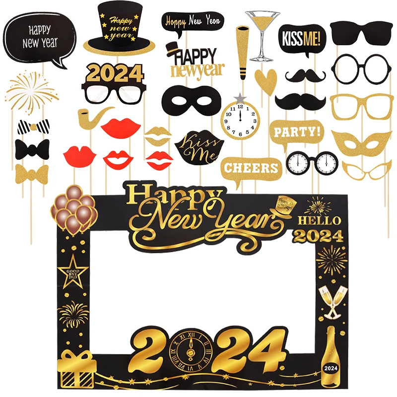 

Фоторамка с надписью Happy New Year 2024, фоторамки с номерами, воздушными шарами, баннерами, фотография нового года