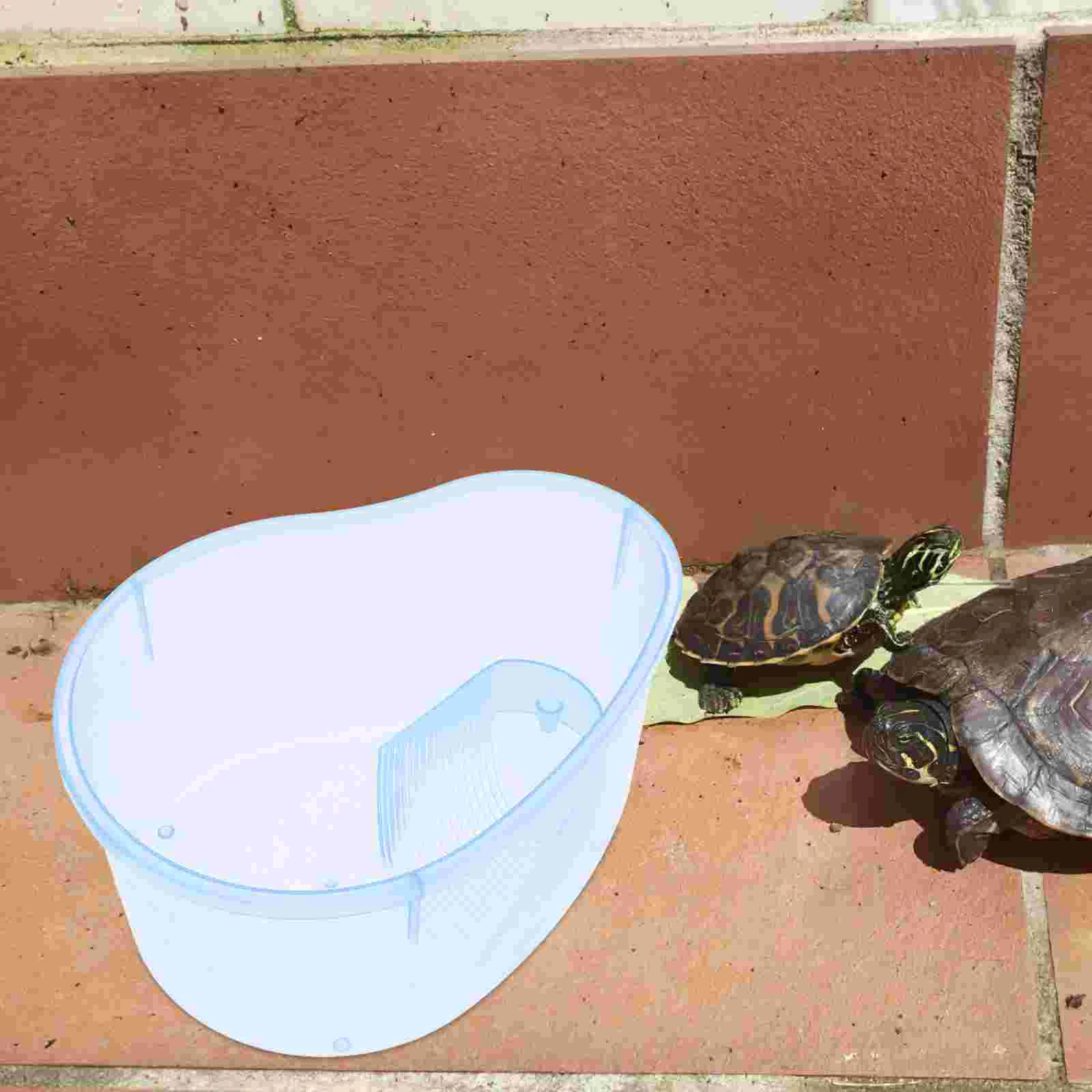 Резервуар для черепахи с соломенным отверстием аквариума. Пластиковый ящик