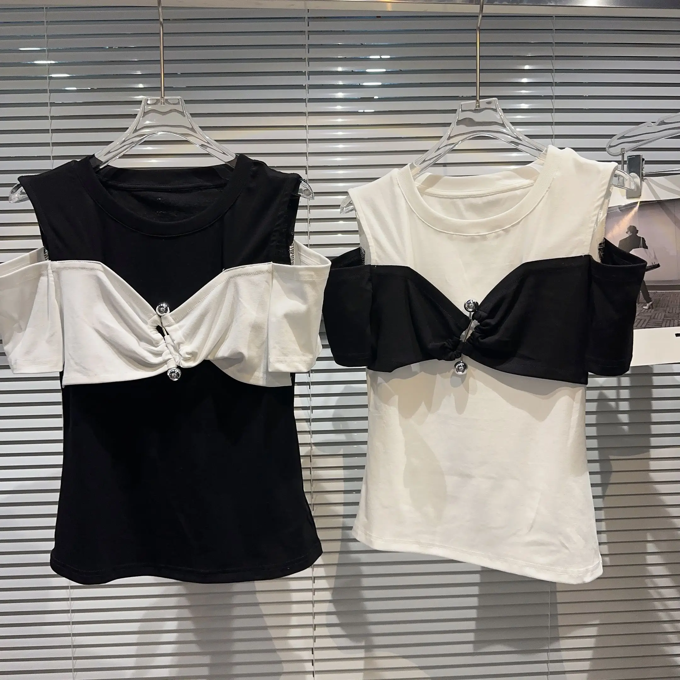 

Женская футболка с коротким рукавом, из хлопка, без рукавов