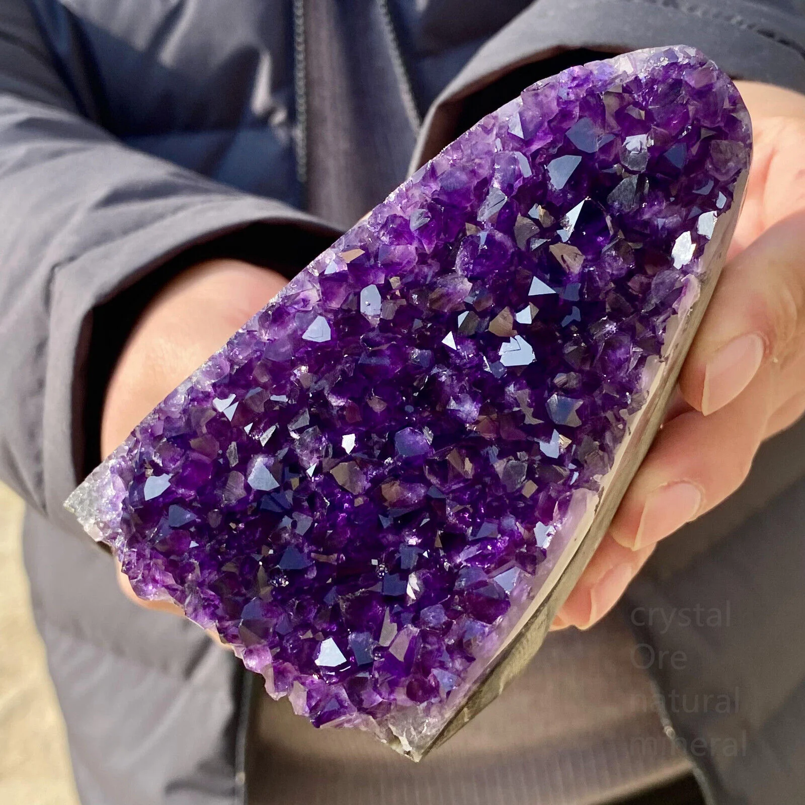 

Натуральный Уругвайский фиолетовый кристалл, искусственный минеральный образец, лечение рейки, демагнитизация дома, декоративный драгоценный камень для медитации