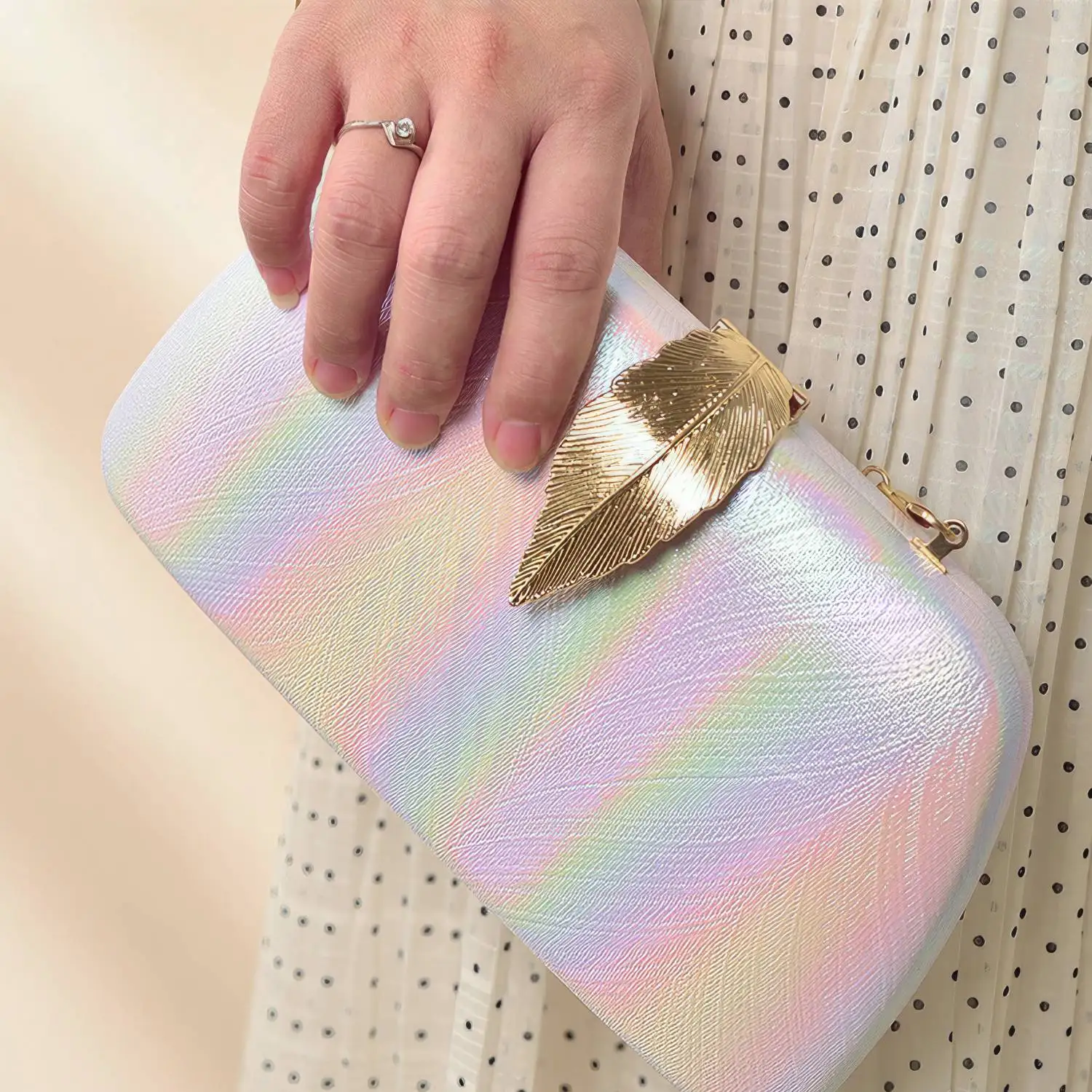 

Gradient Color Fashion Creative Leaf Evening Party Wedding Handbag for Women Cellphone Detachable Gold Chain Banque Handheld Bag