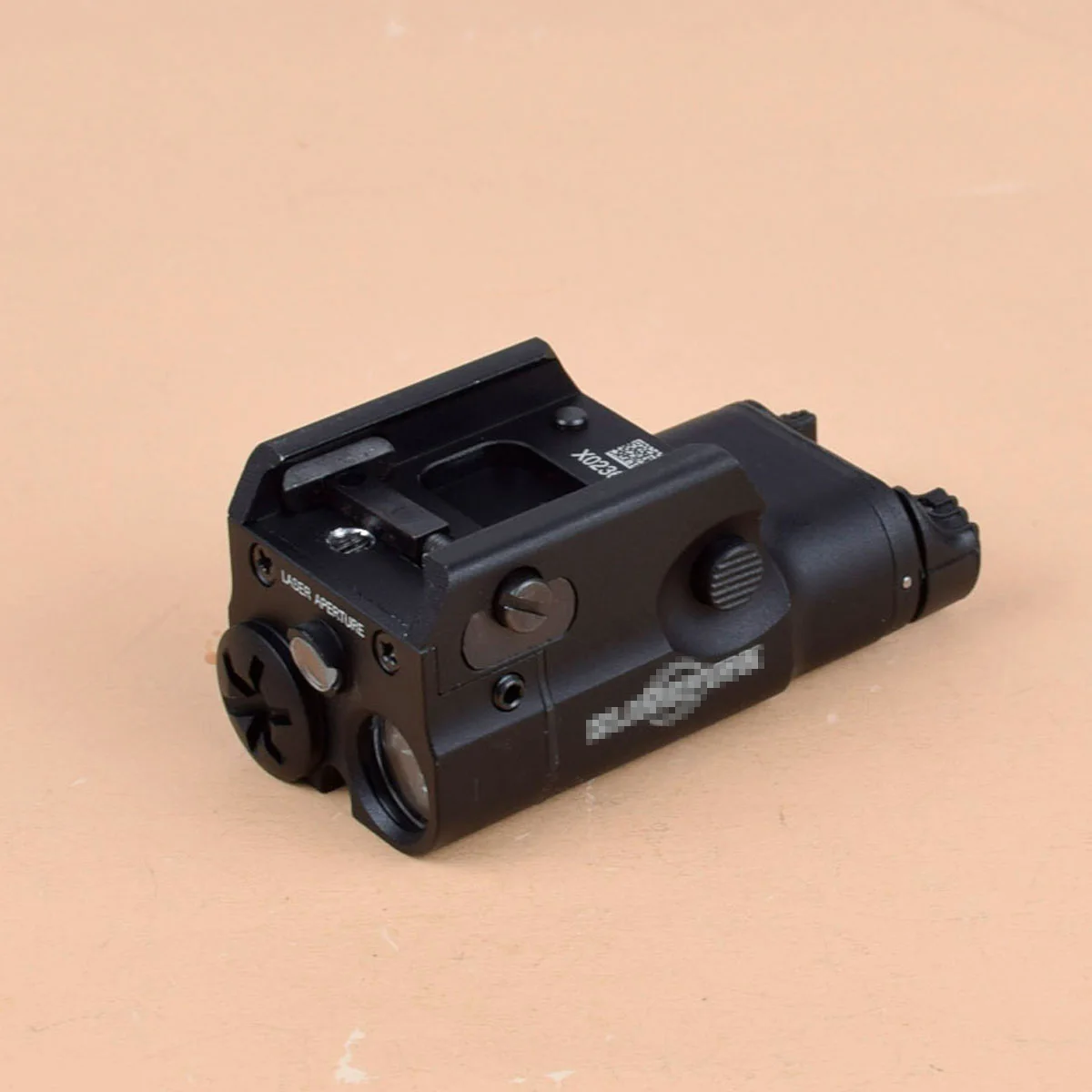 Тактический светильник для пистолета SF XC2 с красной лазерной указкой Glock 17 19 18c