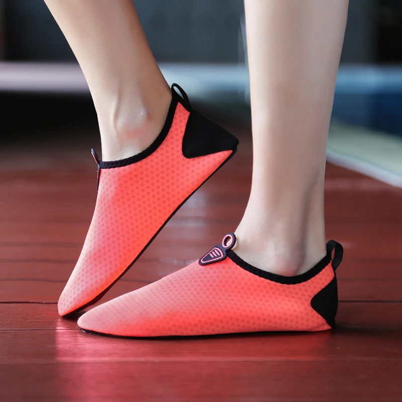 

Пара, дышащие Нескользящие кроссовки для плавания, быстросохнущие легкие босоножки, мягкая и удобная спортивная обувь для спортзала, йоги