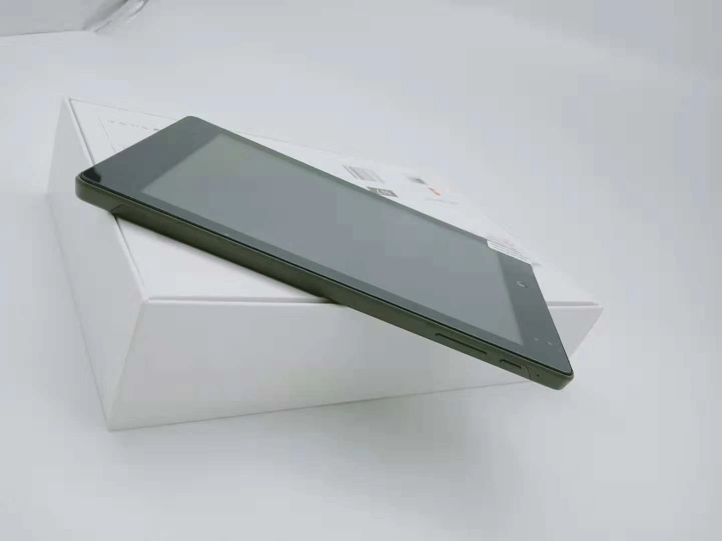

Умный планшет с интерфейсом HDMI, 7-дюймовый планшет MTK8163, HD экран с развлечением в офисе, защита для глаз full Netcom Wi-Fi t