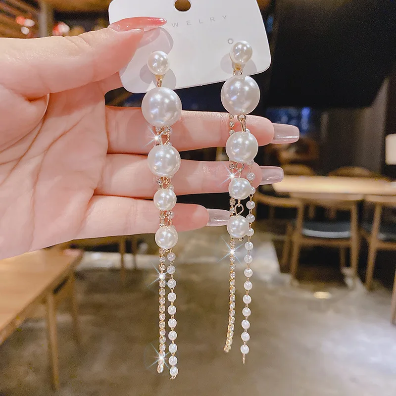 

Imitation pearls Long Dangle Earrings For Women Fashion Crystal Simulated Tassel Drop Earring Vintage Gold Brincos Jewelry Gift