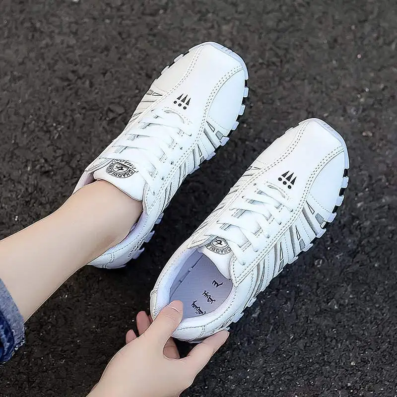 

Women Sports Shoes Large Size Sneakers Woman Luxury Sneakers International Brand Basket Sport Deals Running Shoes Woman Tennis