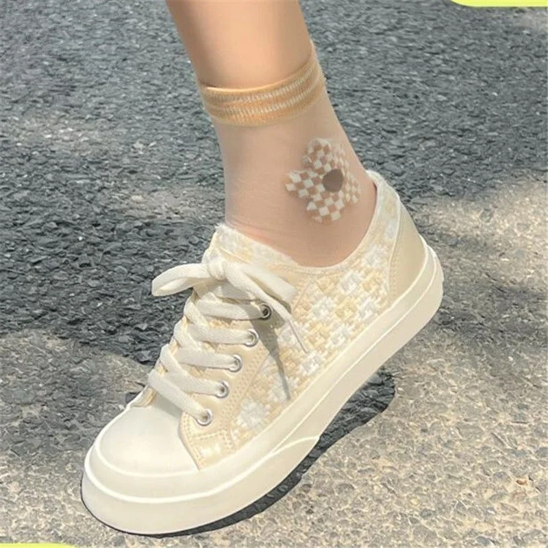 Autumn Sweet Canvas Sneakers New 2022 Korean Fashion Harajuku Shoes for Women Casual Breathable Daily Wear Ladies Footwear