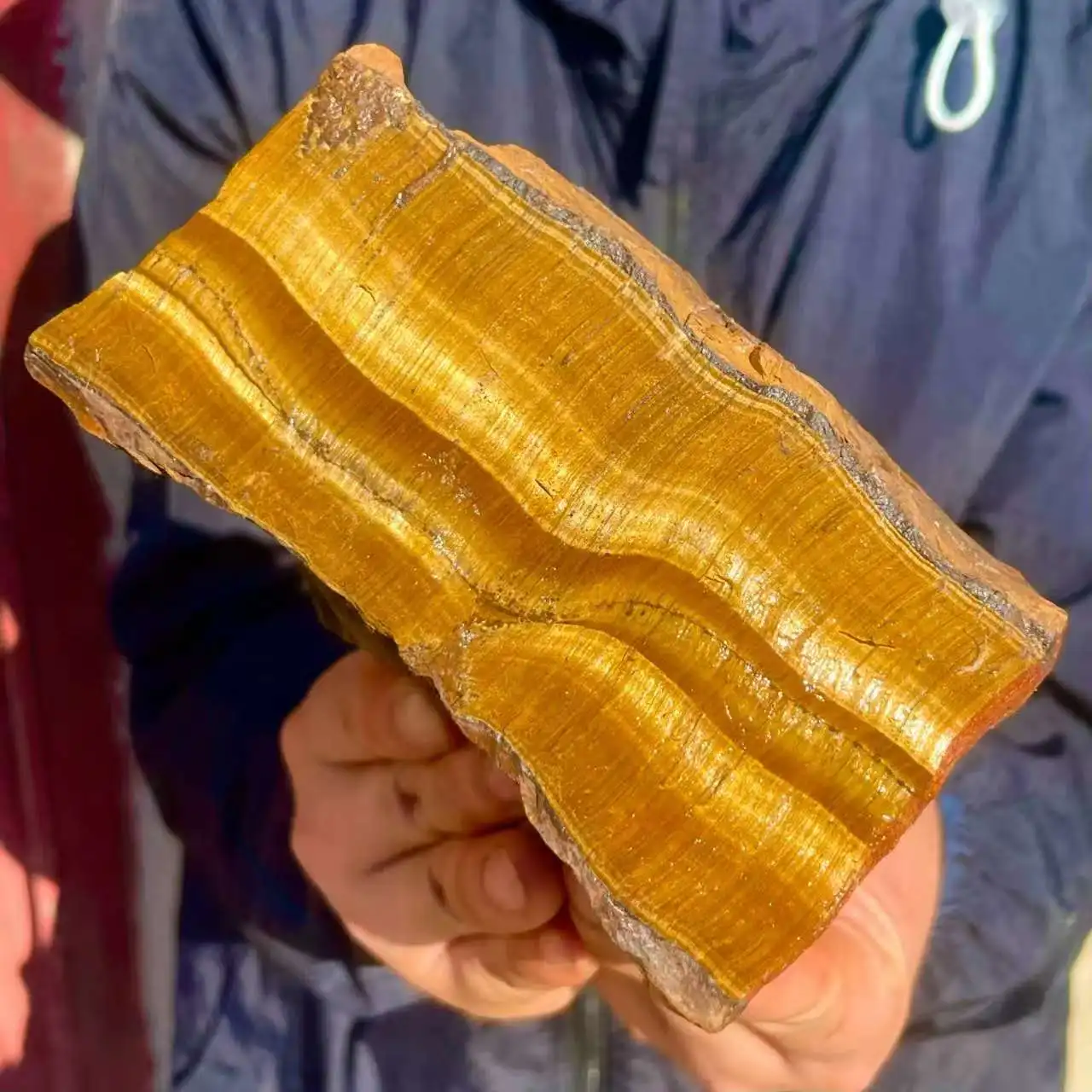 

Необработанный тигровый глаз JINGMIXUN