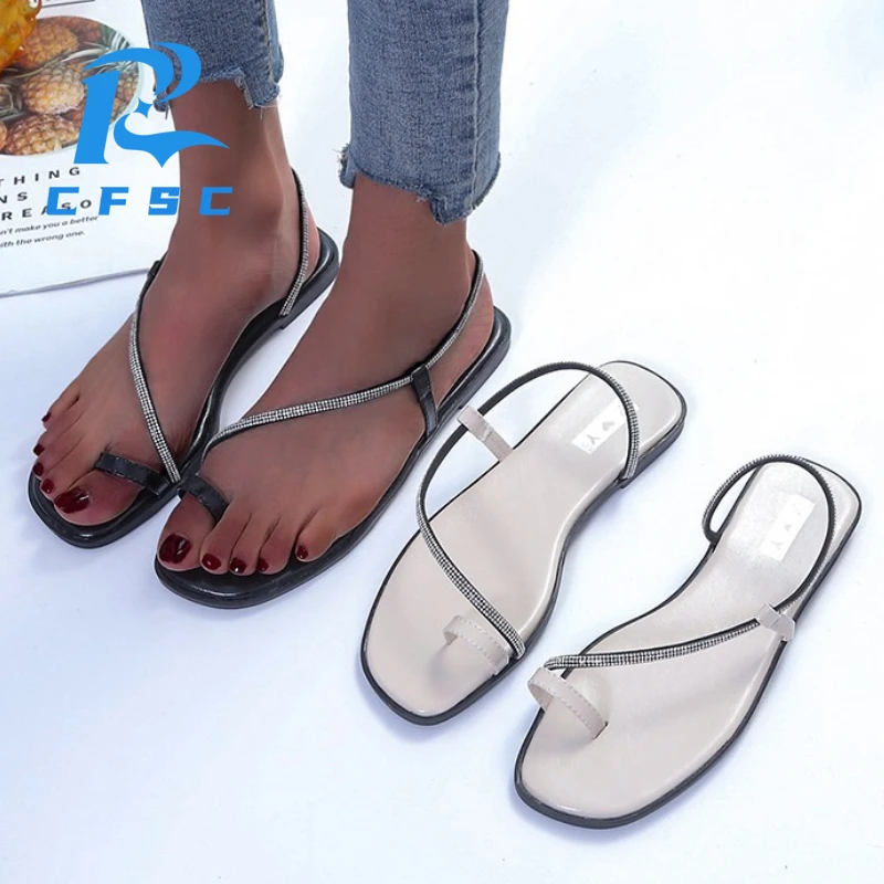 

Женская модель 2022, новая модная летняя обувь на плоской подошве, с круглым носком, украшение из страз, большие размеры 43, тапочки для женщин