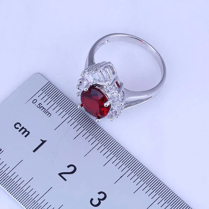 Женский ювелирный комплект из кольца и граната серебряного цвета | Украшения