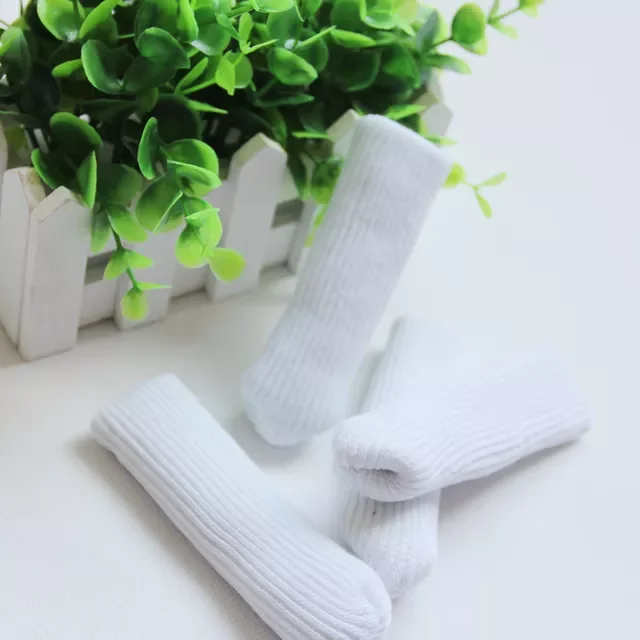 

4Pcs Cat Paw Table Foot socks Chair Leg Covers Floor Protectors Non-Slip Knitting Socks For Furniture Cartoon Home Decor