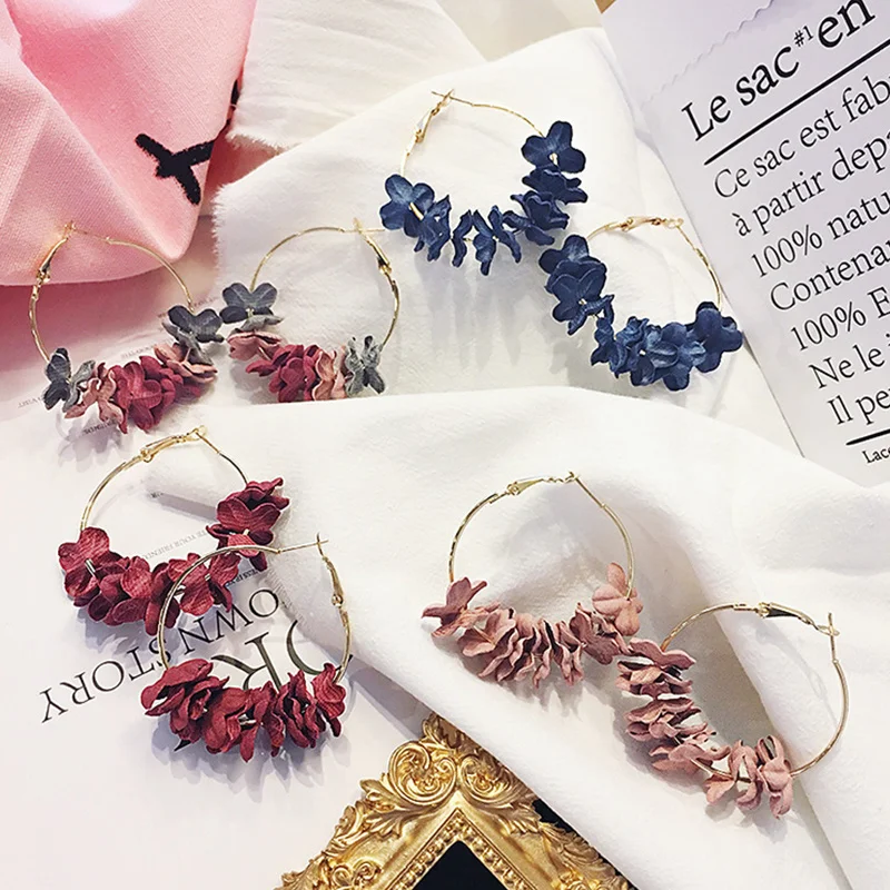 

Spaloria Bohemia Handmade Large Round Fabric Flower Circle Earrings For Women Fahsion Petal Hoop Earring Female Jewelry Brincos