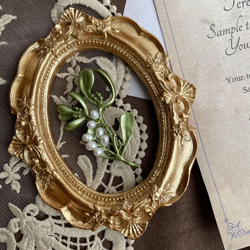 Металлическая брошь зеленый лист шмик