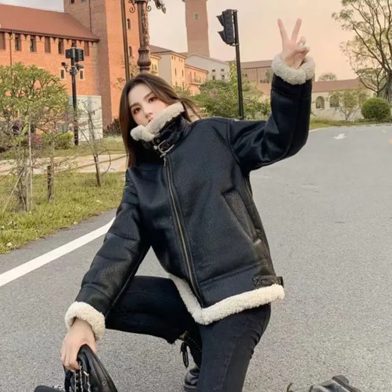 Winter Imitation Lamb Wool Jacket Women 2021 New Autumn and Winter Imitation Stitching Cashmere Leather Motorcycle Jacket  J0258