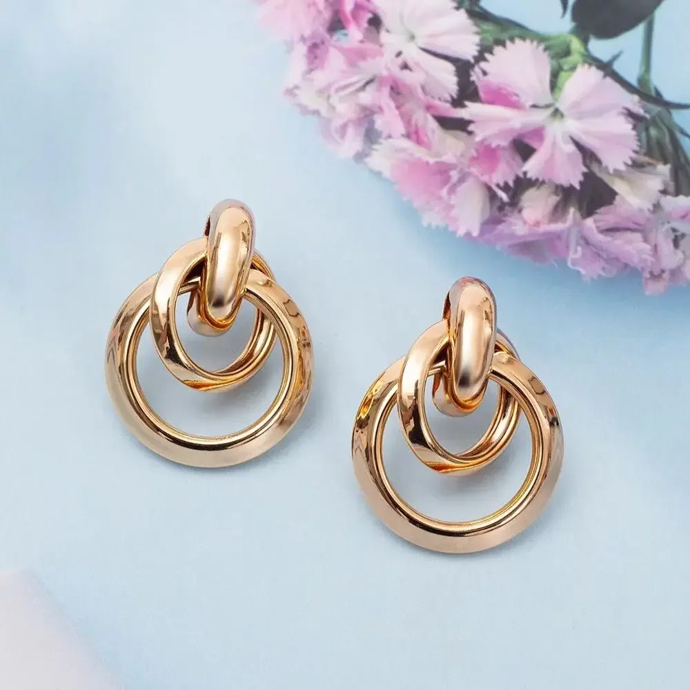 Новые модные маленькие серьги-гвоздики для женщин золотого цвета металлические