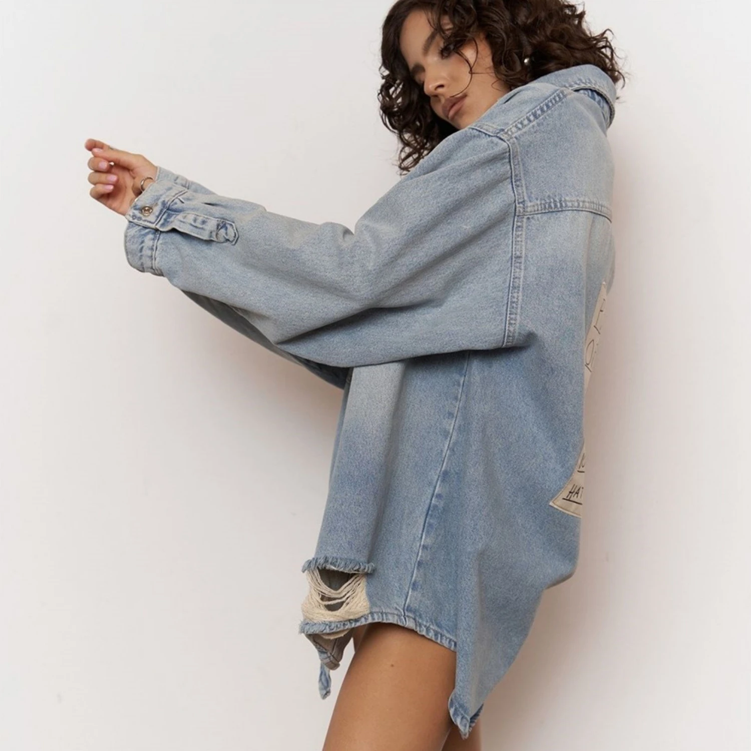 Винтажная джинсовая рубашка с буквенным принтом для женщин роскошная синяя