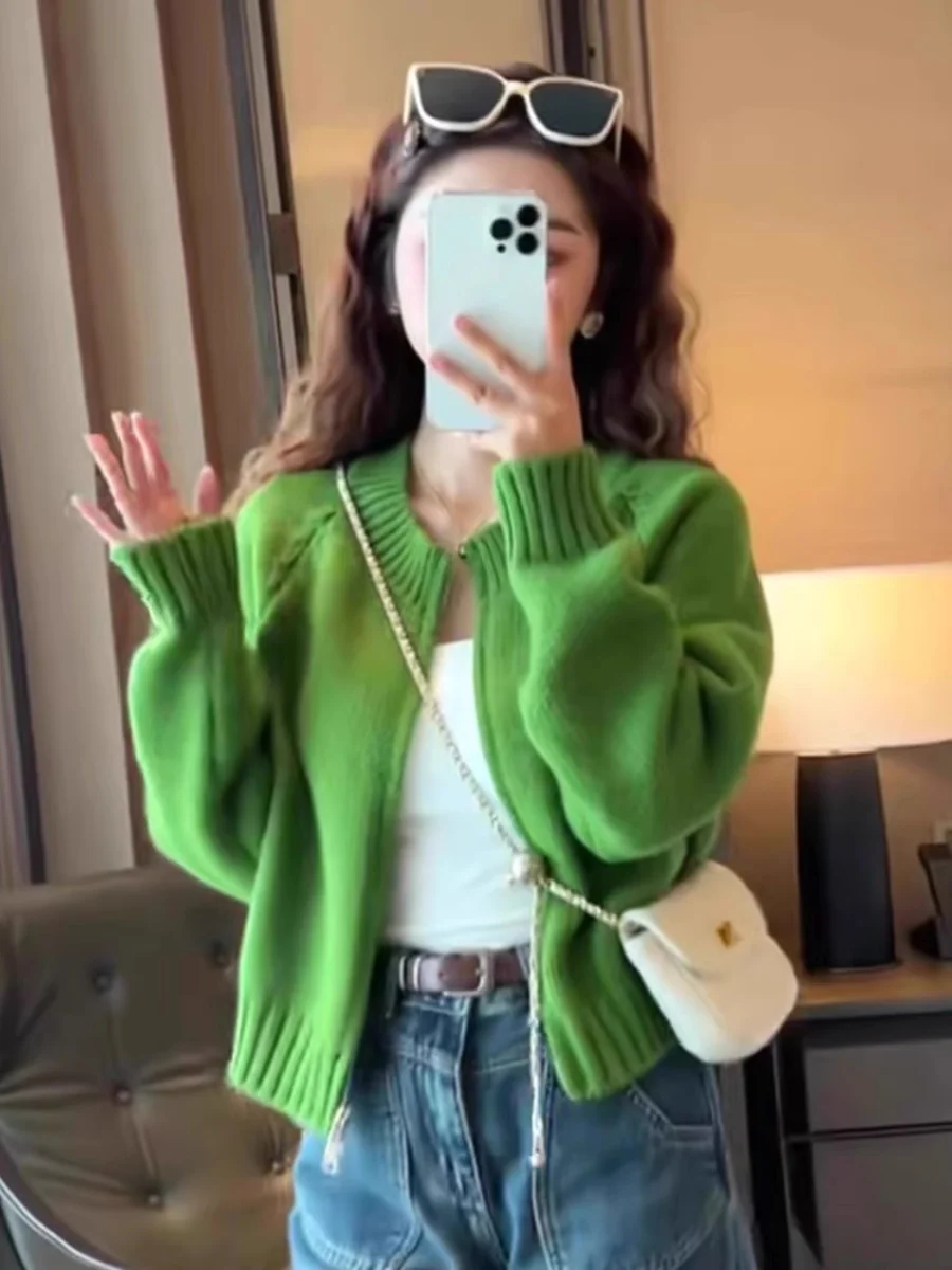 Уменьшающий возраст розово-красный свитер с двойной молнией верхняя одежда