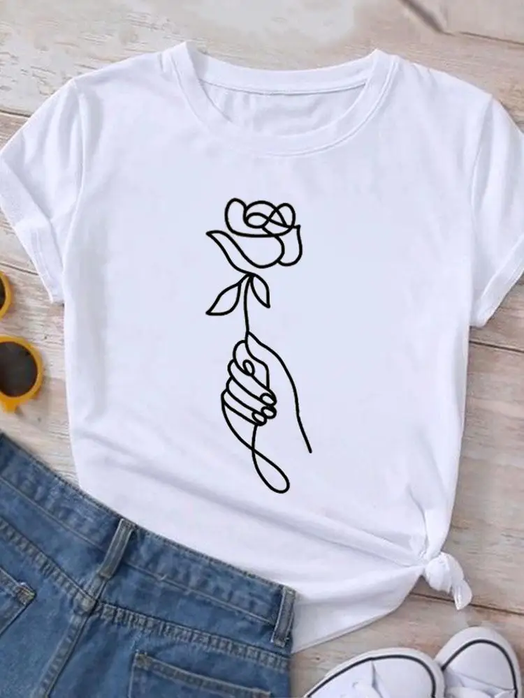 

Женская футболка с коротким рукавом, с цветочным принтом