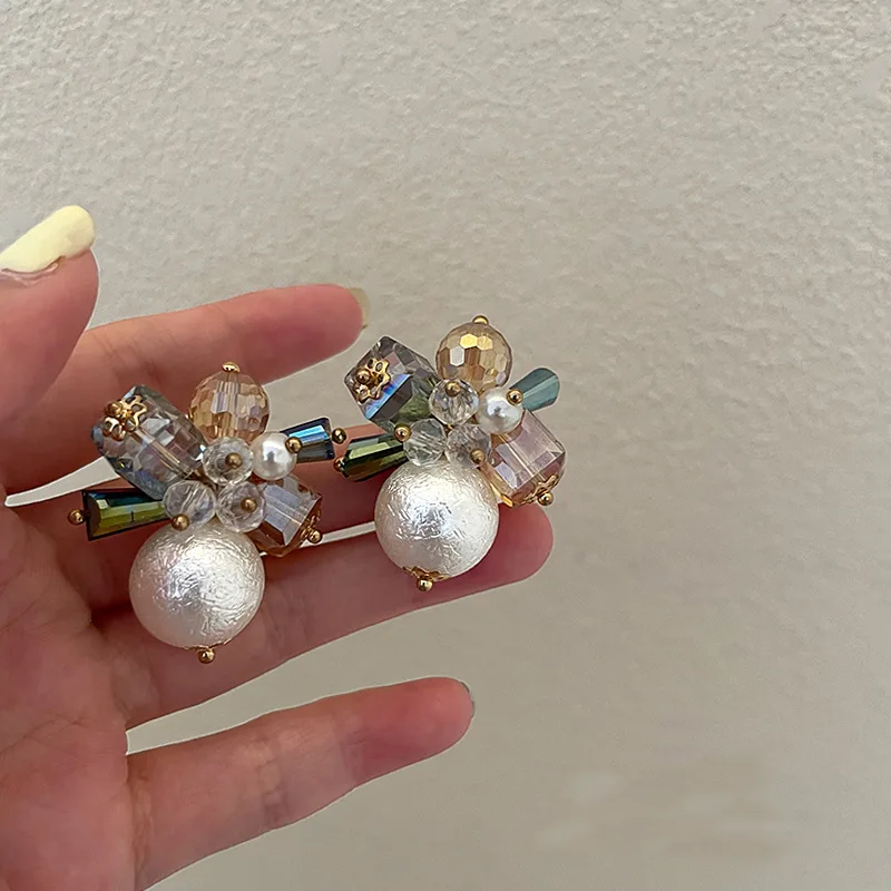 

Crystal Pearl Earring Female Fashion Earrings Temperament Niche Design Sense Light Luxury Versatile Silver Needle