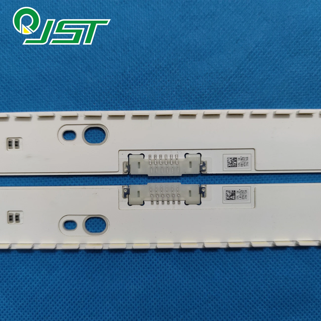 Светодиодный светильник UE49KU6670U 2 шт