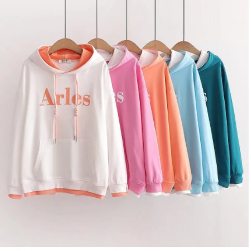 

2022 Spring New Korean Version Student Soft Girl Casual Hooded Fake Two Color Matching Loose Long Sleeved SweaterWF01
