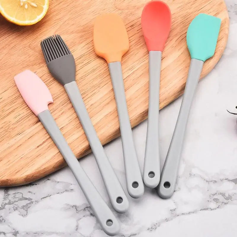 

Silicone Kitchenware Comfortable Grip Not Easily Deformed Multi Purpose Outstanding Color And Texture Mini Baking Set